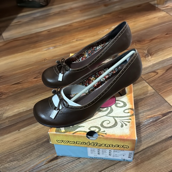 New Women’s shoes size 9 by Mudd comes from a pet free smoke free home. - Picture 7 of 7